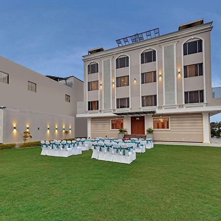 Click Collection Grand Gateway Benares Buitenkant foto