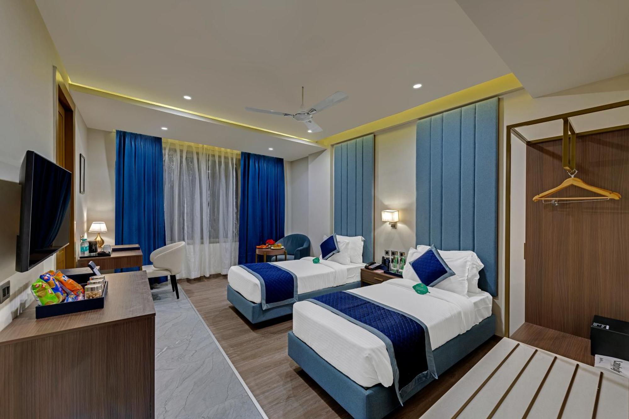 Click Collection Grand Gateway Benares Buitenkant foto